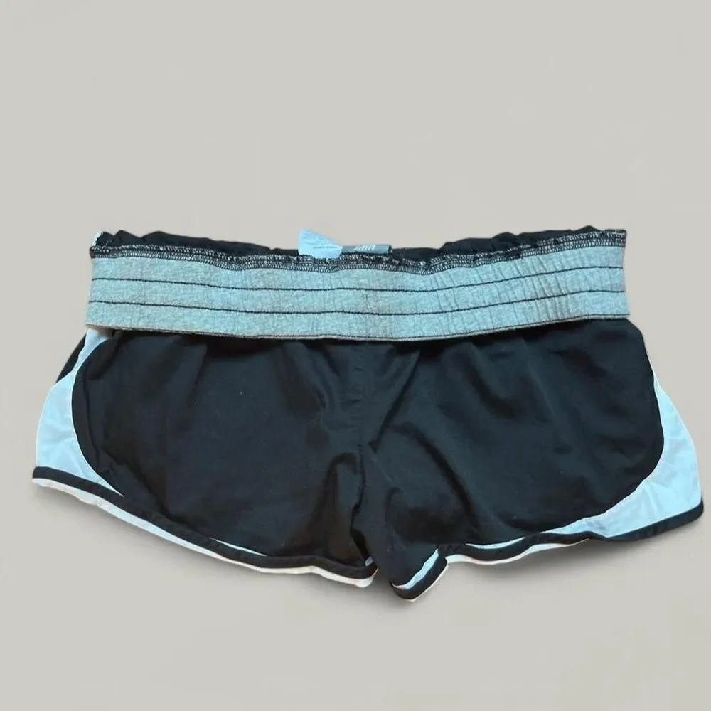 Nike Women's Black and Grey Shorts
